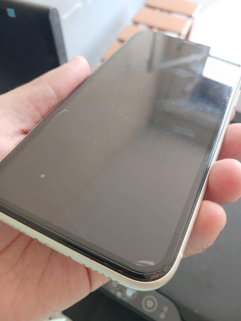 Apple iPhone 11 2
