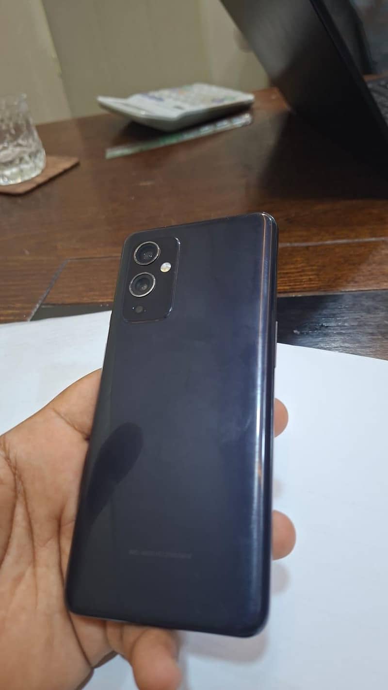 One Plus 9 5G 9