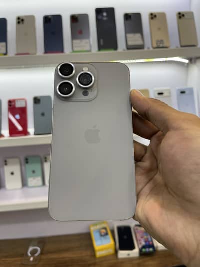 iPhone 15 Pro [OFFER] 03275894788