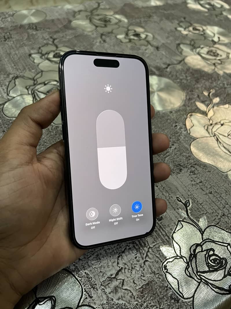 Apple iPhone 14 Pro 4