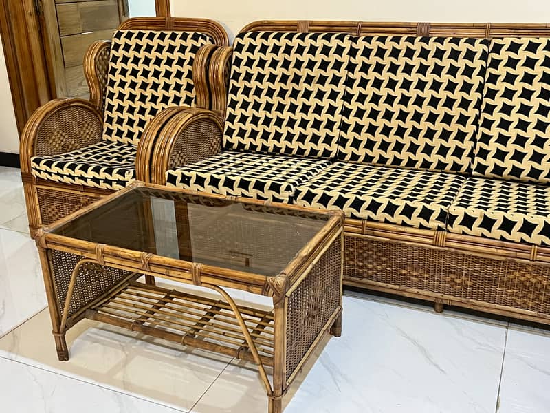 Beaitiful cane sofa set with table 2