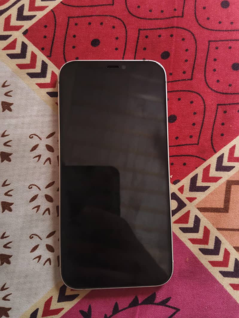 Apple iPhone 12 7