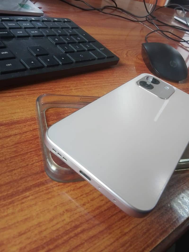 OPPO A6 4