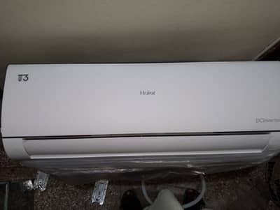 Haier 1.5 ton  T3 DC inverter original condition