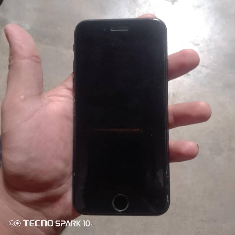 Apple iPhone 7 5