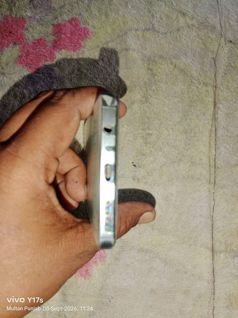 Tecno CAMON 20 2