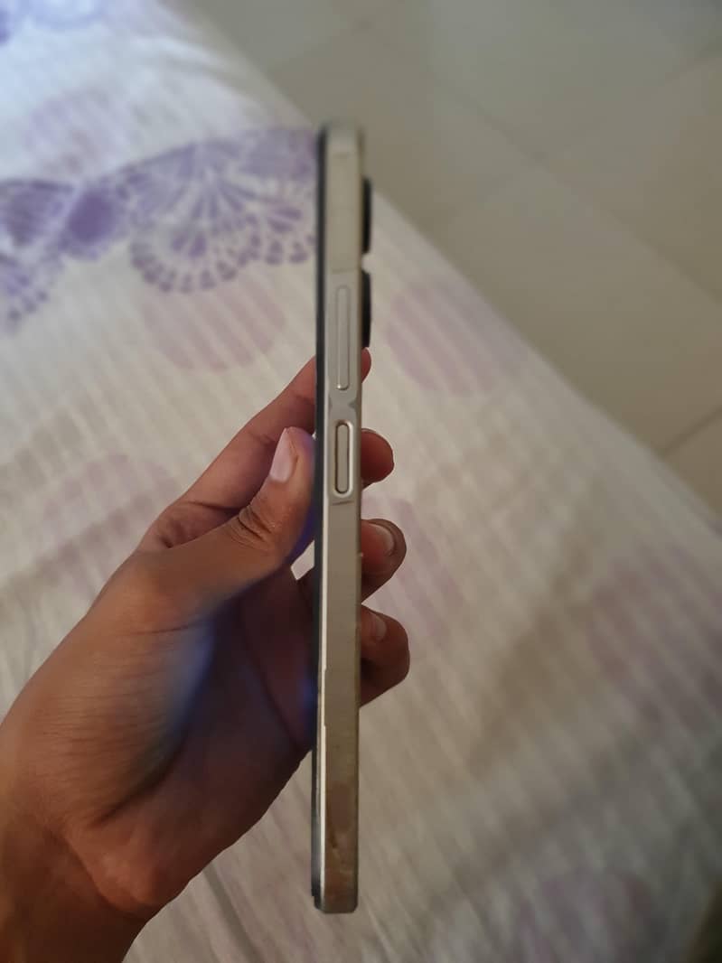 Realme C33 1
