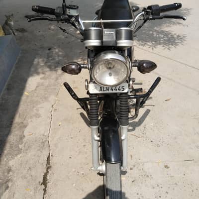 Suzuki Gs150se