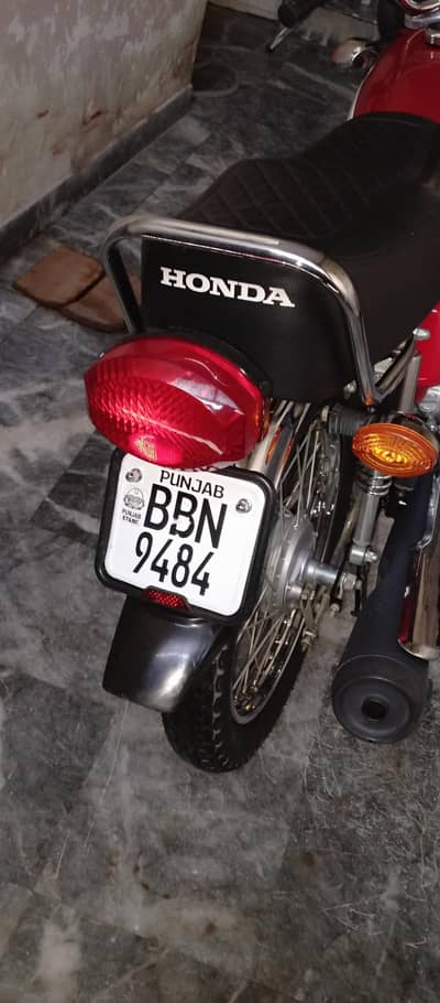 2025 ka 8 month ma Aya h koi masla ni bilkul ok h
