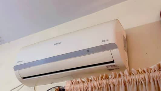1 ton orient Ac Perfect working condition
