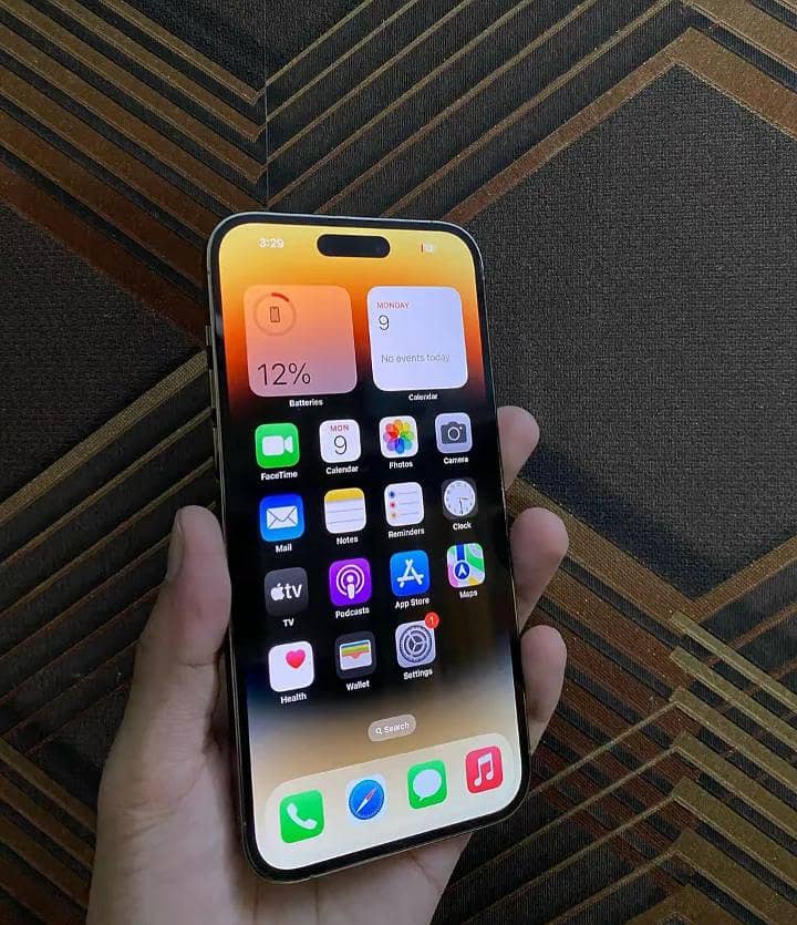 Apple iPhone 14 Pro Max 0