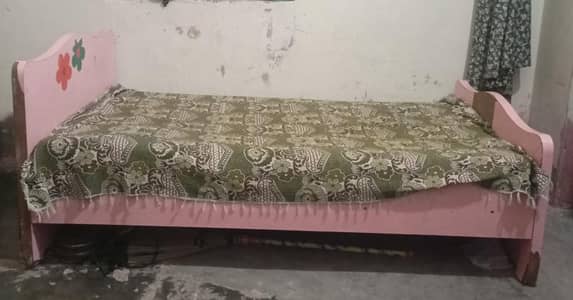 bed and study table in good condition for girl