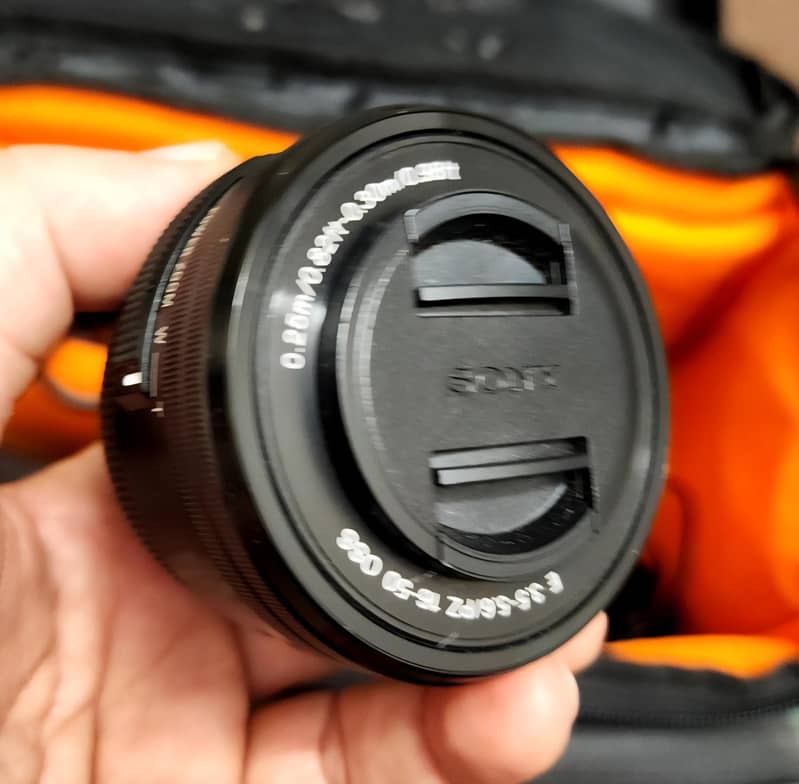 Sony ZV-E10 Mirrorless Vlogging Camera Kit (Complete Creator Package) 2