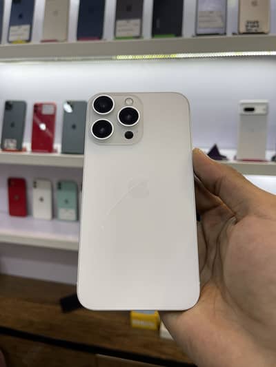 iPhone 16 Pro (OFFER) 03275894788