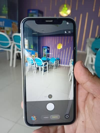 Apple iPhone 11