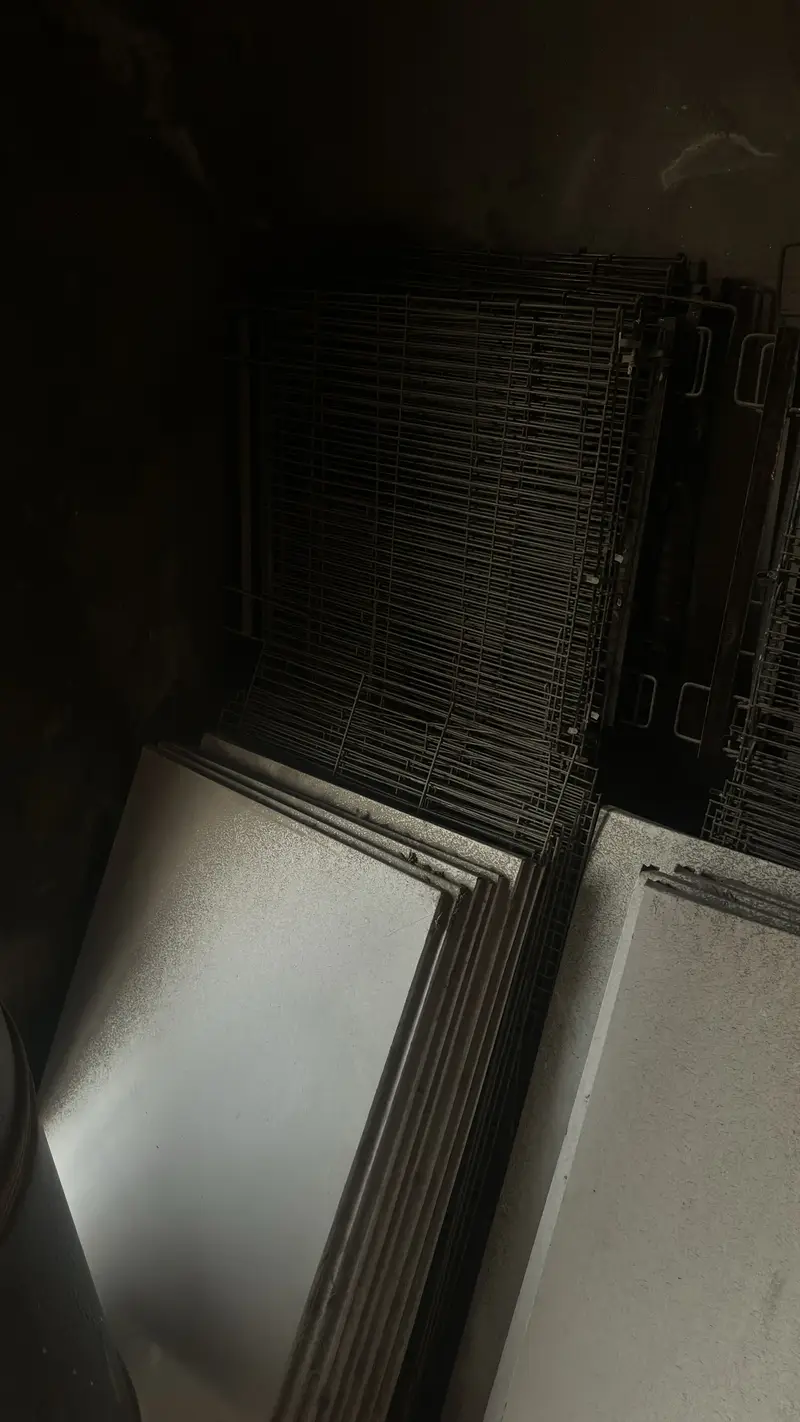 Cages — photo 3