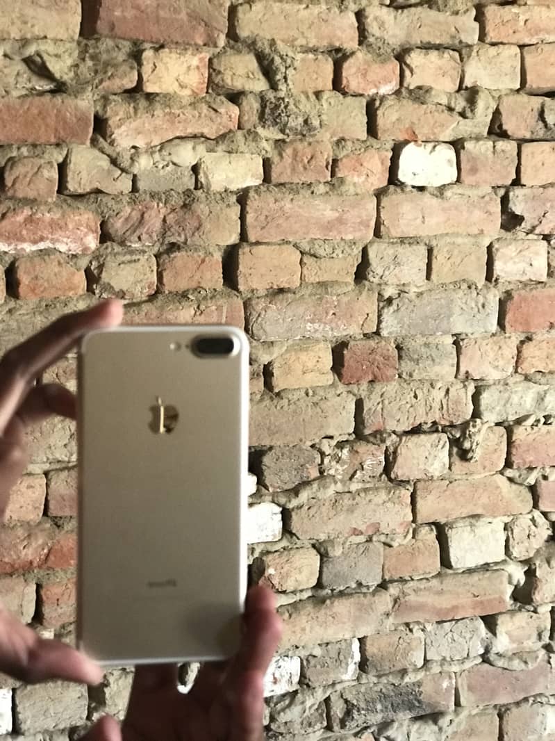 iPhone 7+ 0