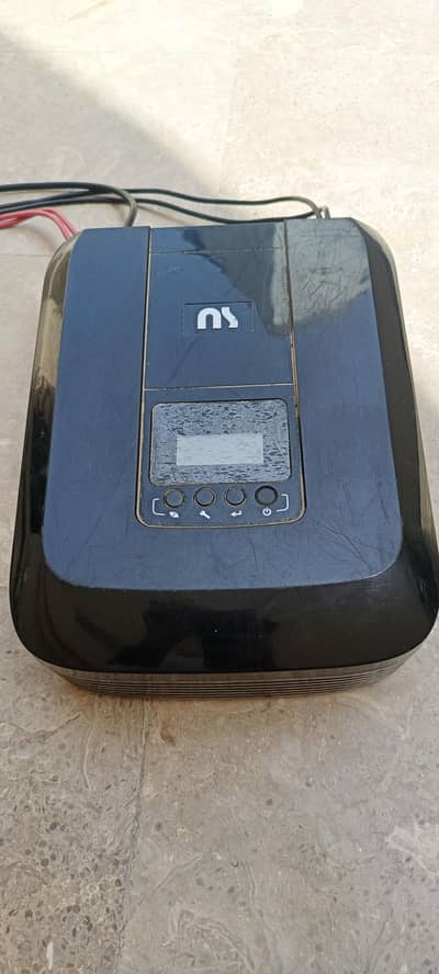 NS UPS 1200 W