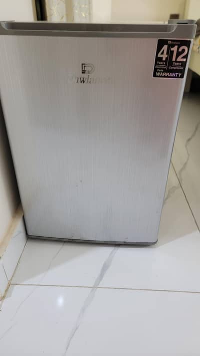 Dawlance minibar 4467 fridge