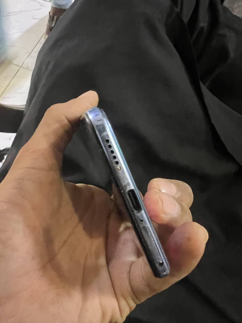 Vivo V21 2