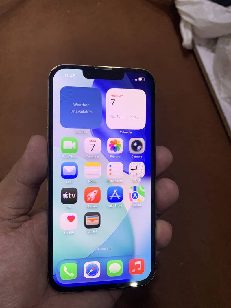 Apple iPhone 13 Pro 4