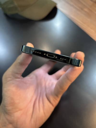 Apple iPhone 12 Pro