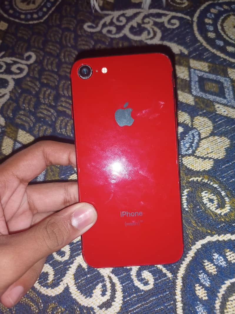 Apple iPhone 8 1