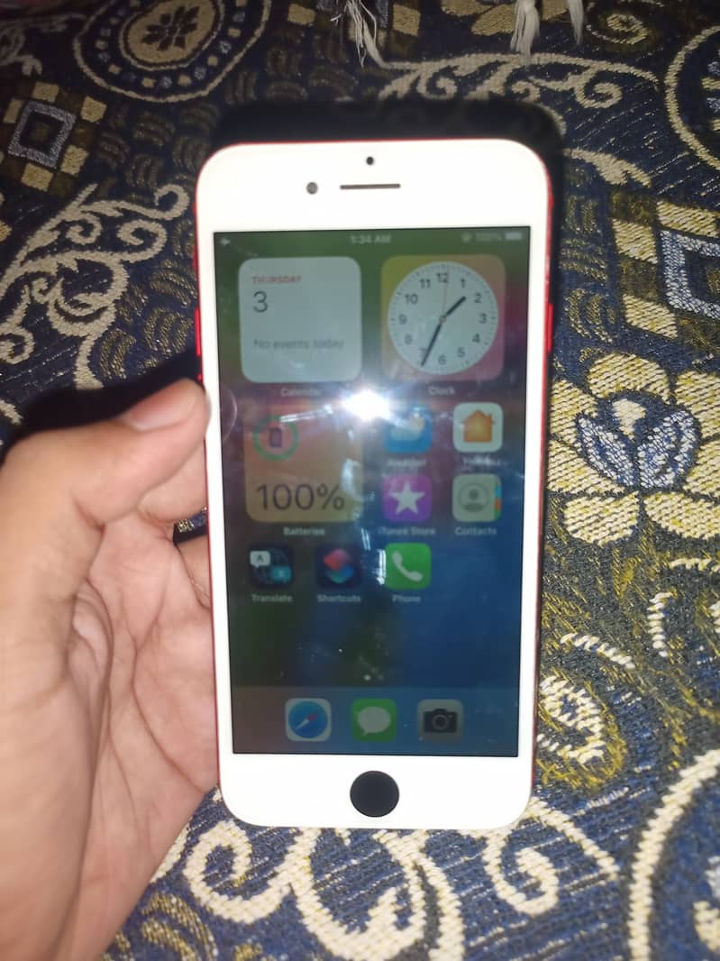Apple iPhone 8 4