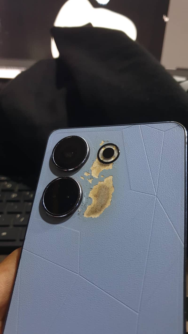 Tecno CAMON 20 2