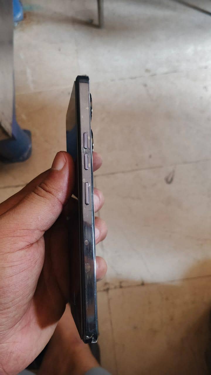 Tecno CAMON 20 2