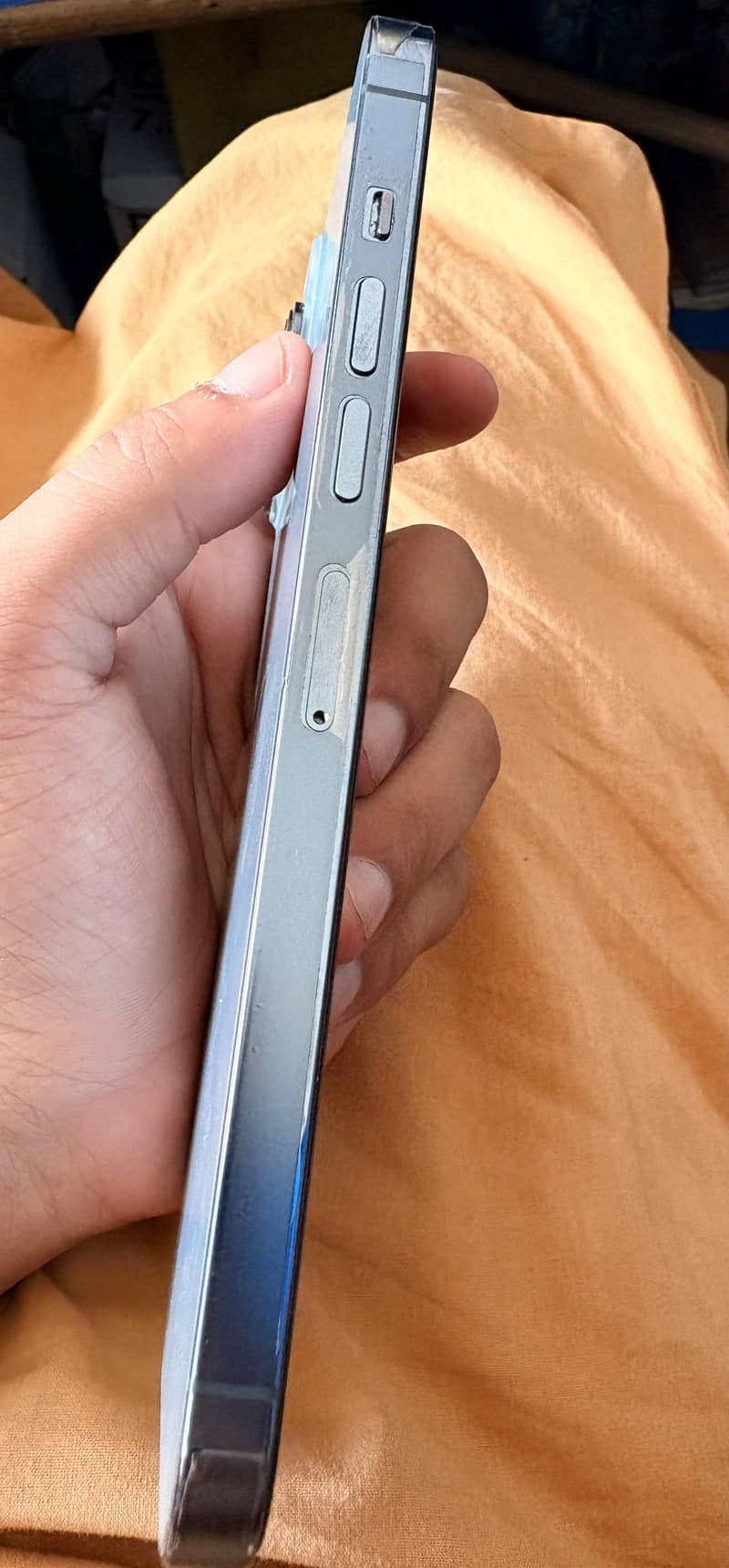 Apple iPhone 13 Pro Max 2