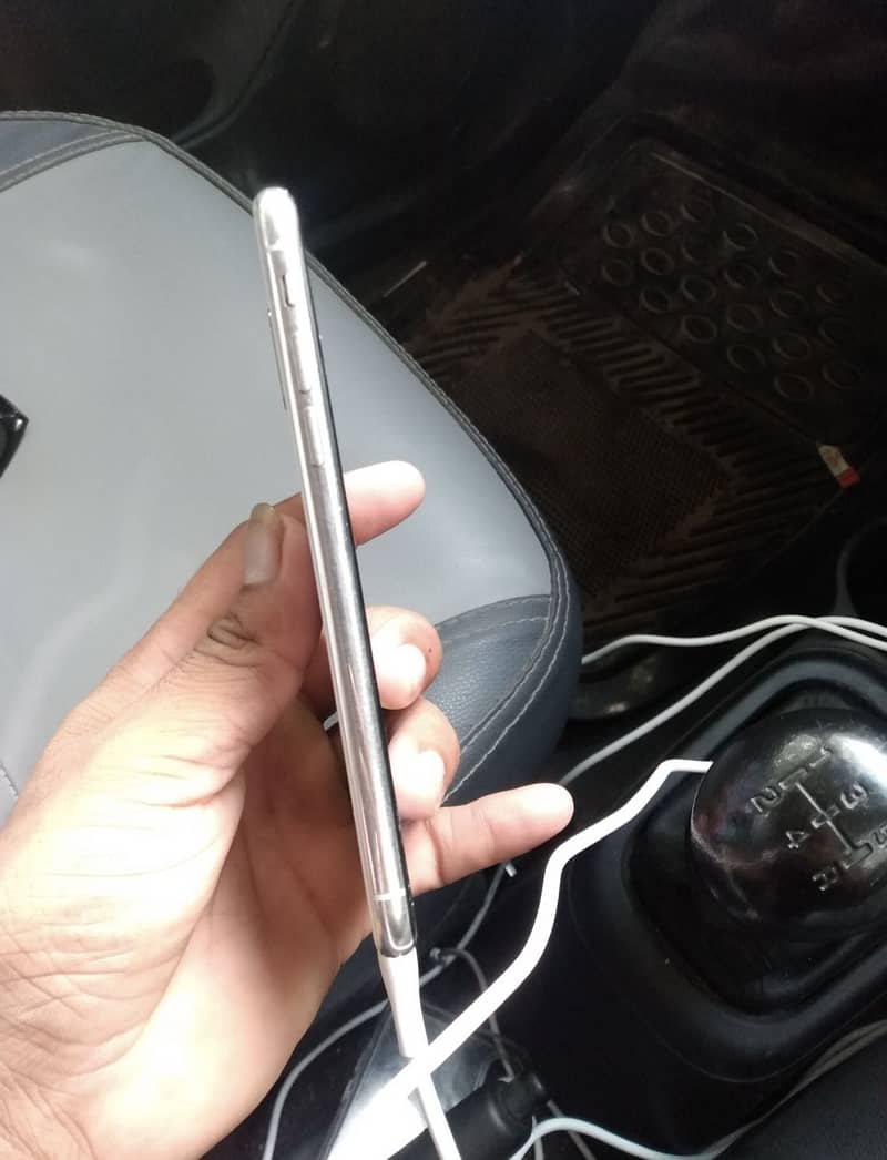 Apple iPhone X 0