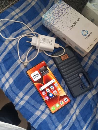 Tecno CAMON 40