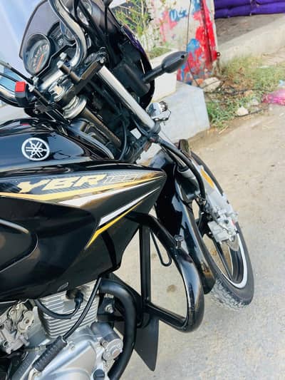 Yamaha YBR 2023 Madl