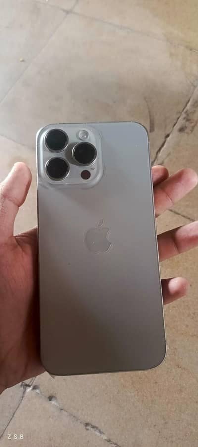 Apple iPhone 15 Pro Max