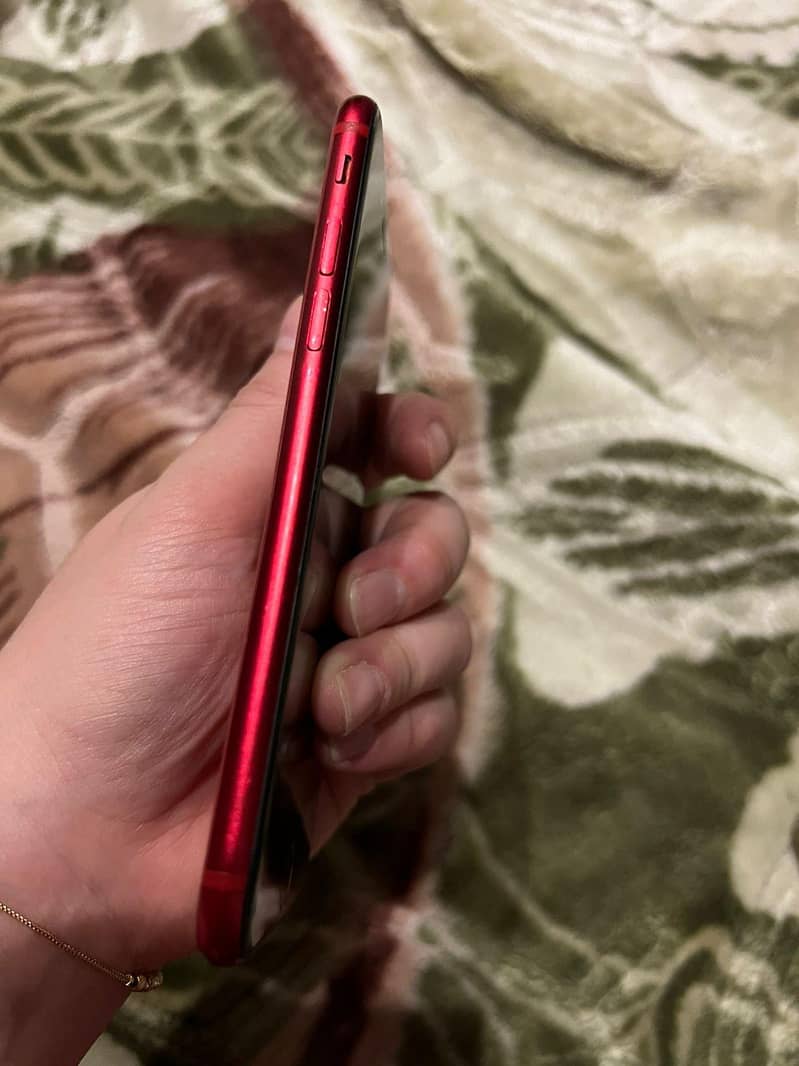 Apple iPhone SE 4