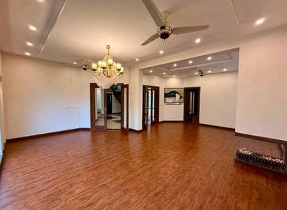 Spacious House Is Available In DHA Phase 6 For sale