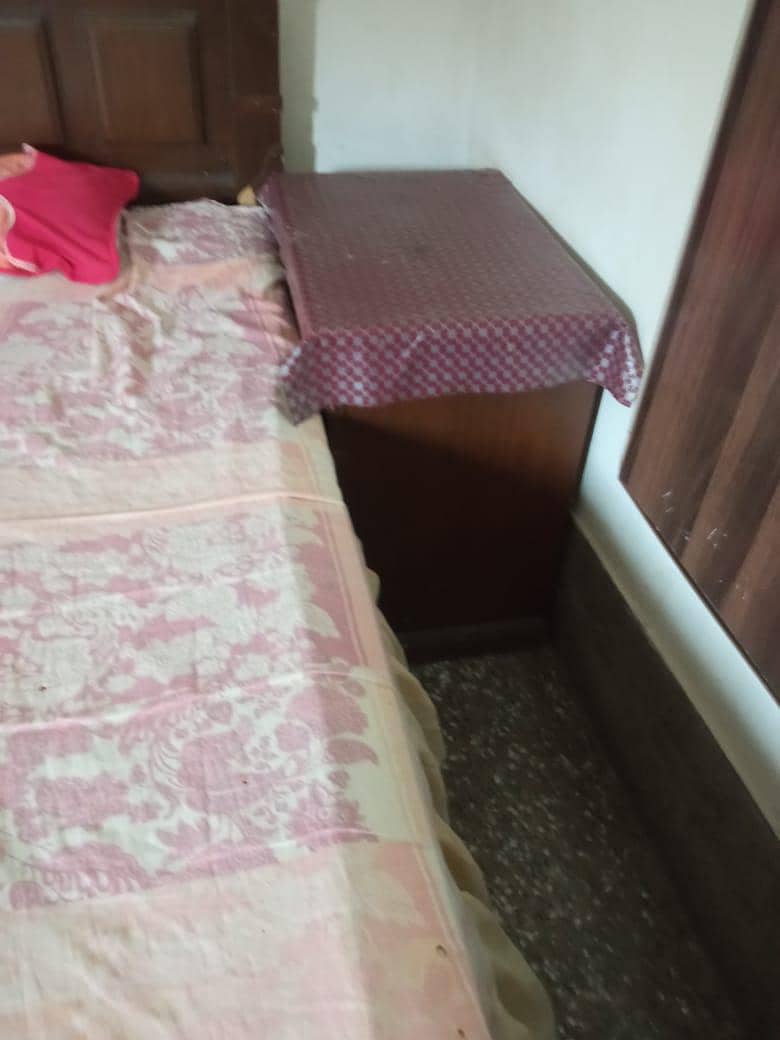double bed with side tables 2