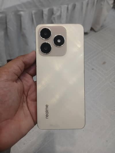 Realme C61 6/128gb complete box