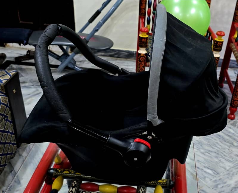 carry cot 1