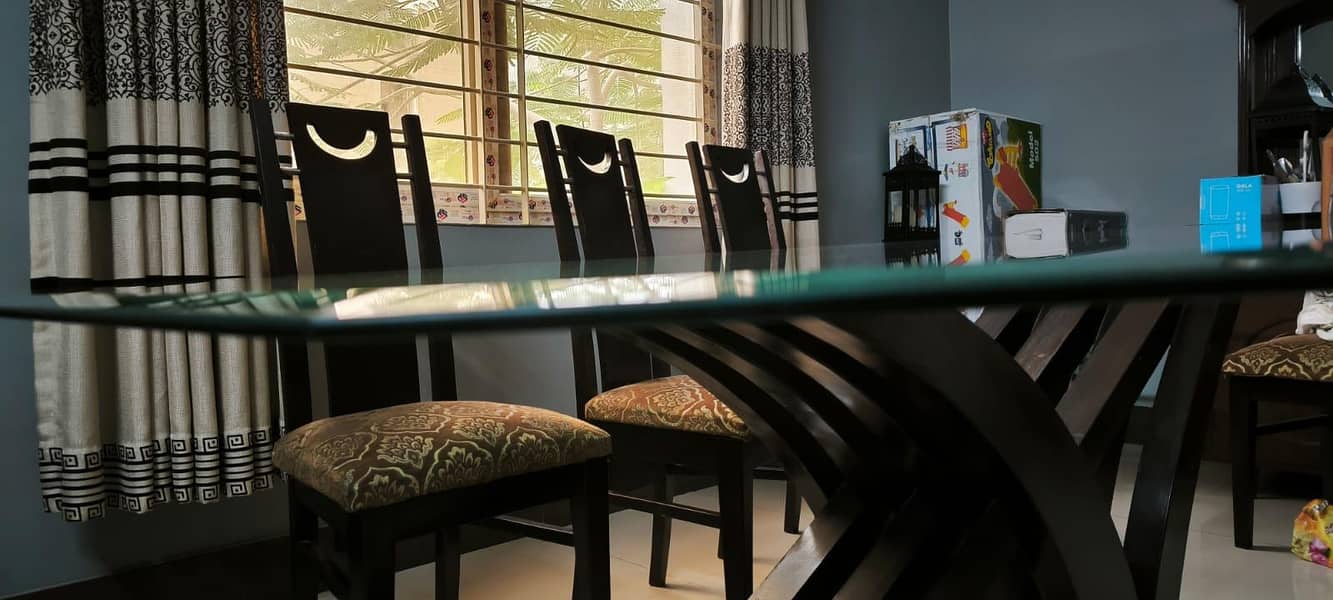 8 seater dining table 3