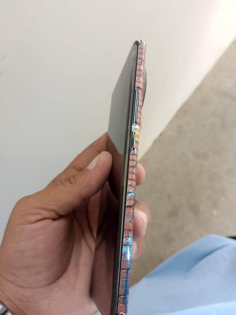 Tecno CAMON 30S 1
