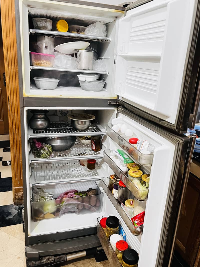 Dawlance fridge 2