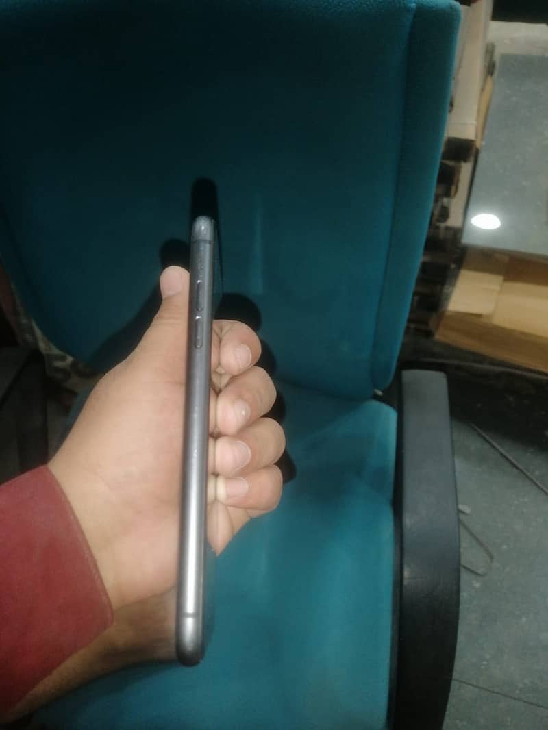 Apple iPhone 11 1