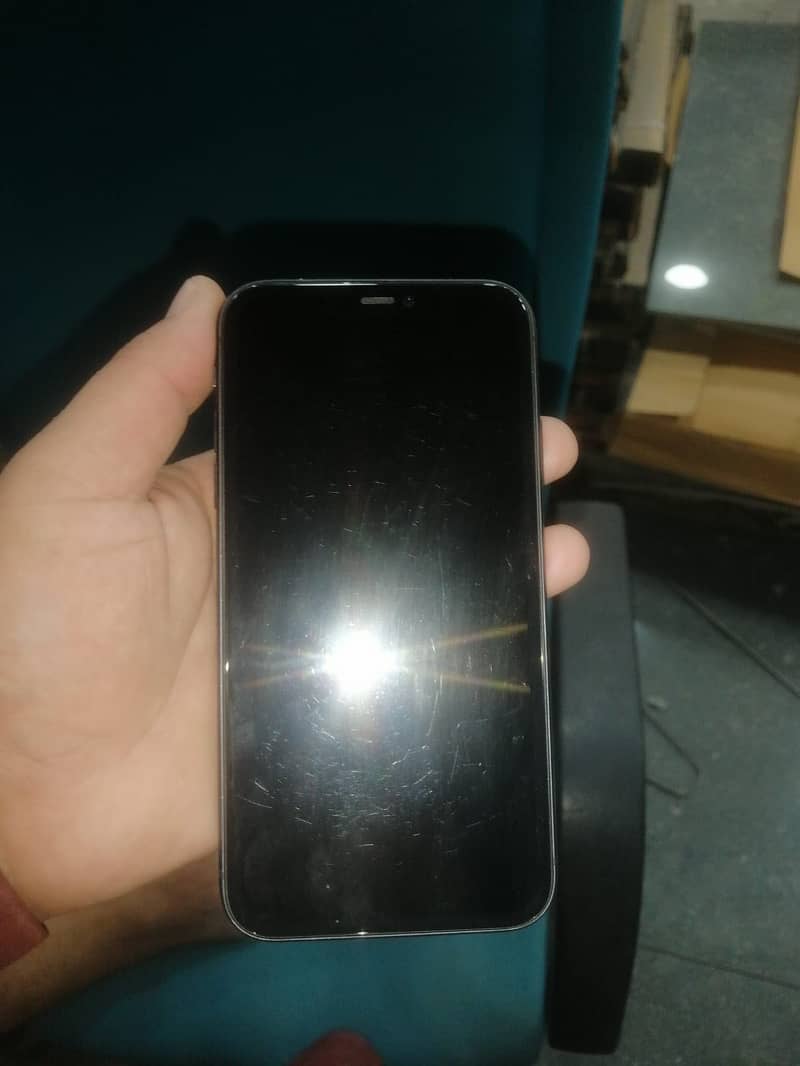 Apple iPhone 11 2