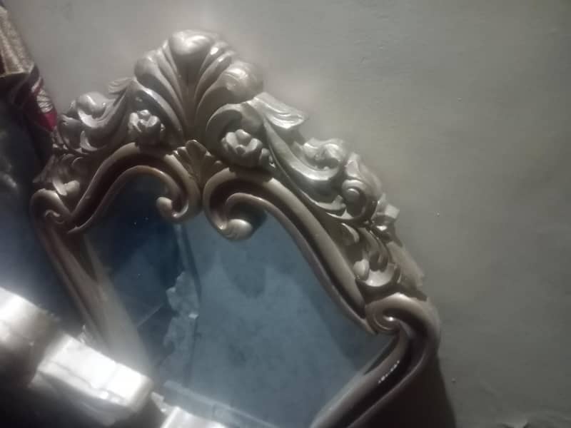Decorative Mirror 0