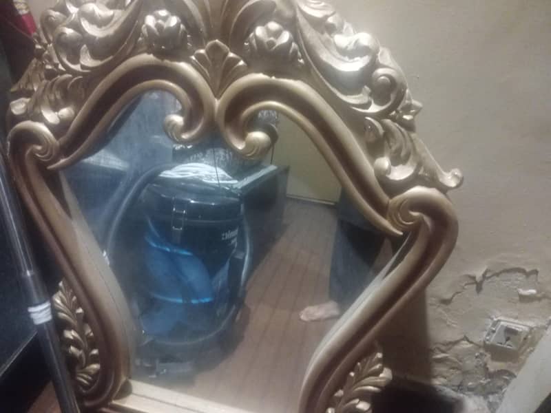 Decorative Mirror 1