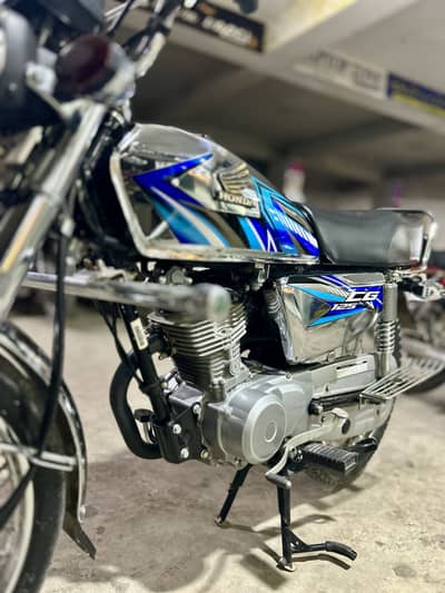 Honda CG 125 10/10 first owner bike urgent sale