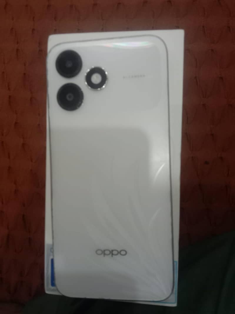 OPPO A6c 1