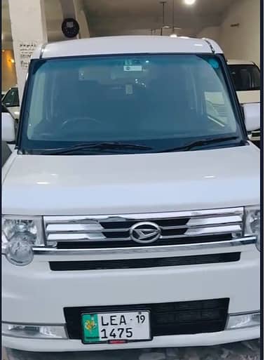 Daihatsu Move 2015